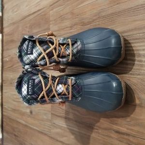 Sperry  boots